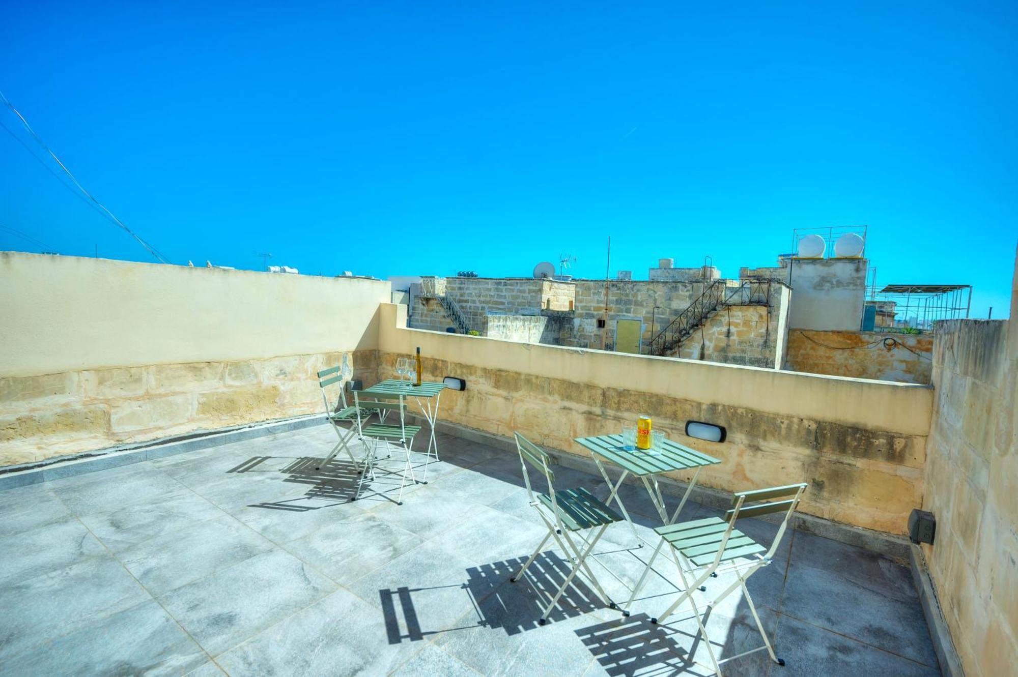 Charming 1Bedroom,Roof Terrace Near Valletta Dazz1-1 Флоріана Екстер'єр фото