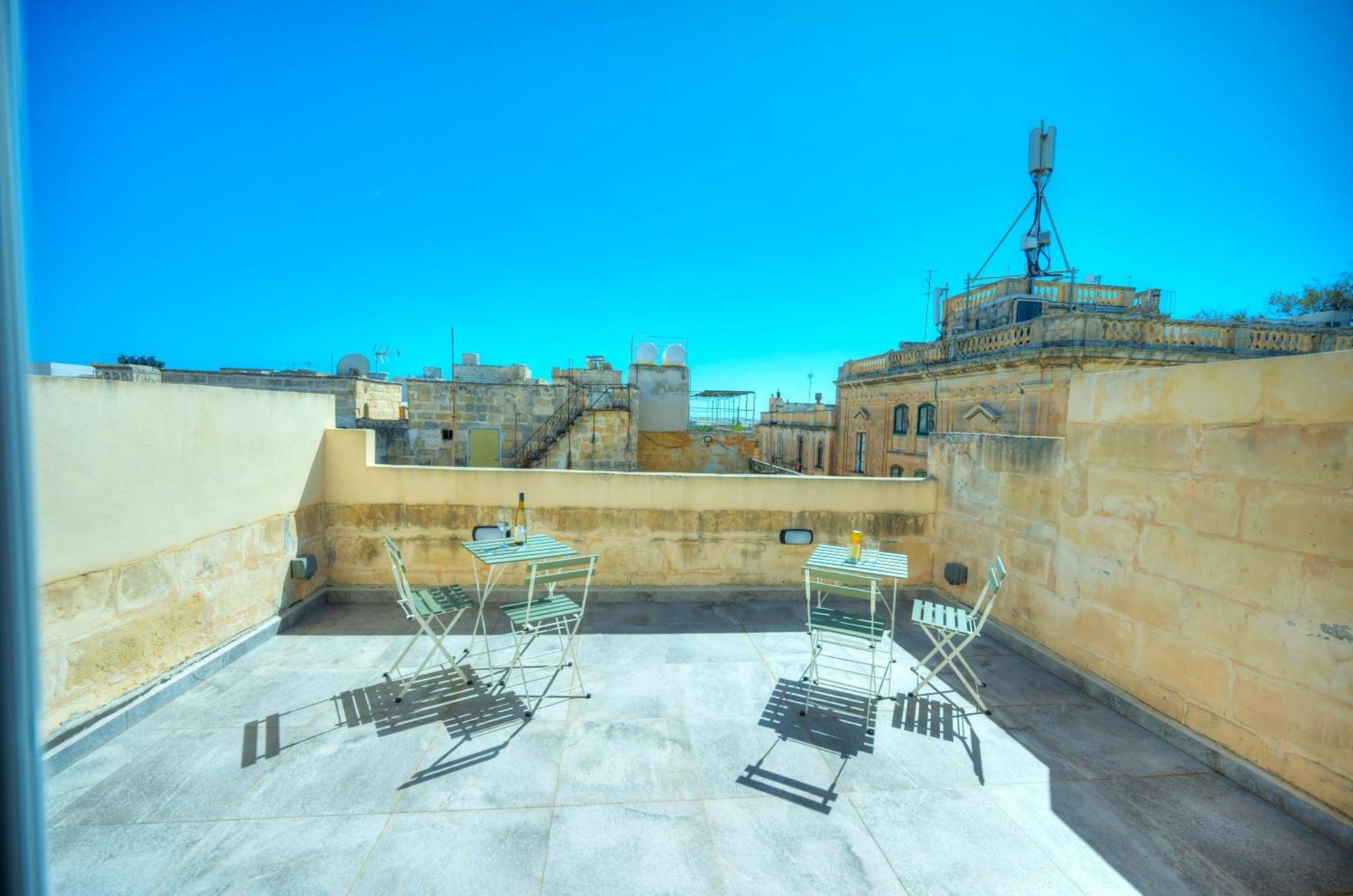 Charming 1Bedroom,Roof Terrace Near Valletta Dazz1-1 Флоріана Екстер'єр фото